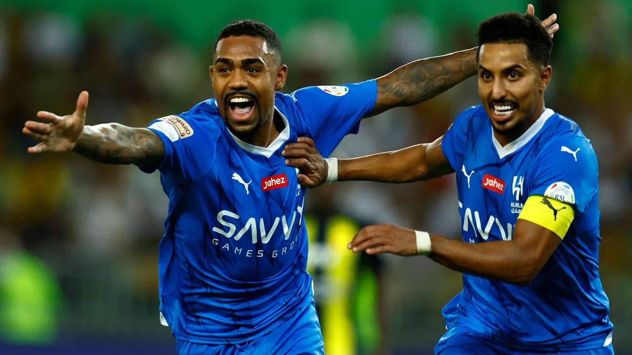 توقيت حاسم.. موعد مباراة الهلال والاتفاق والقنوات الناقلة في دوري روشن السعودي